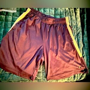 Men’s Old Navy Go dry Medium Navy And Gray Color Athletic Shorts